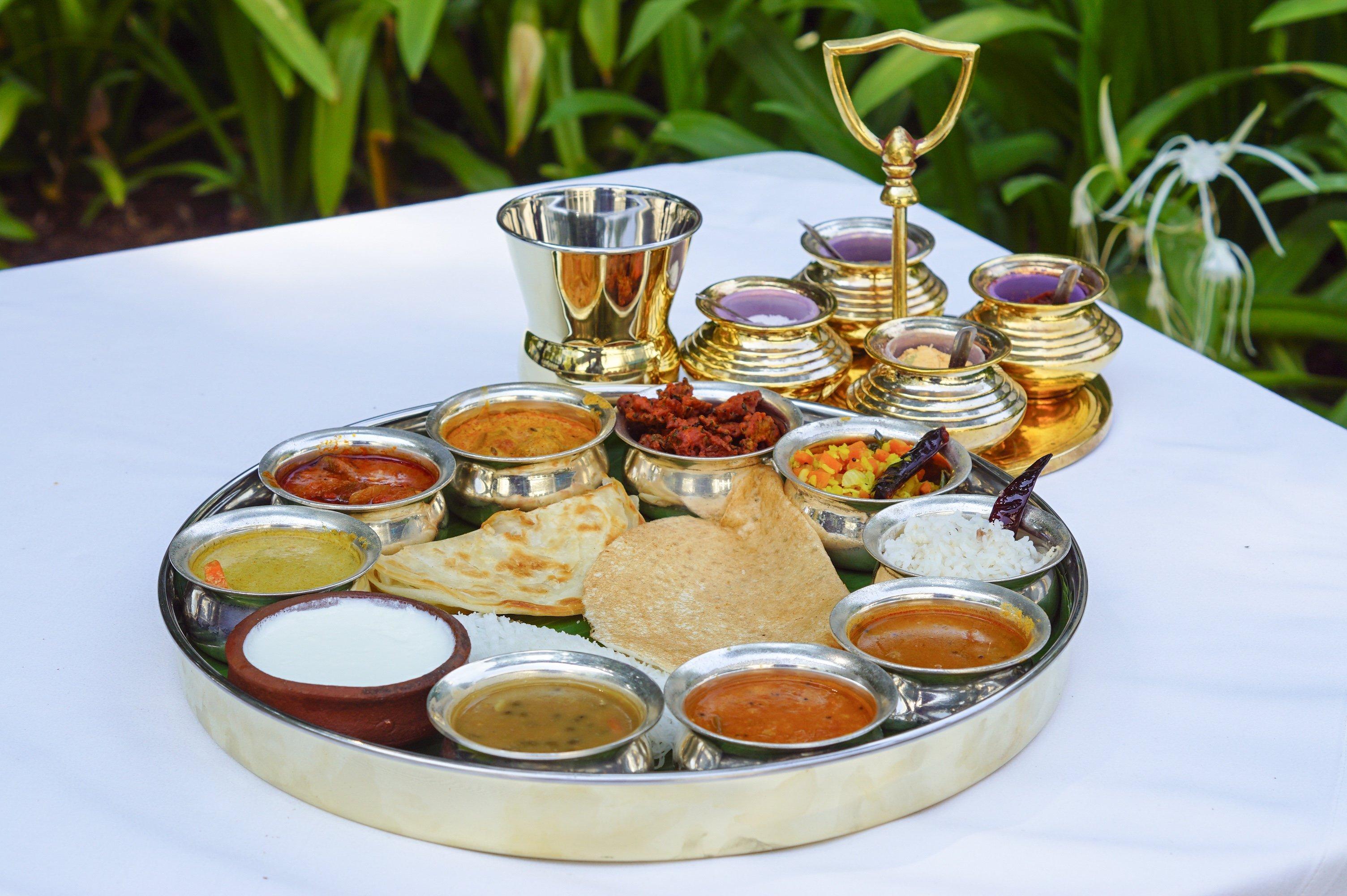 Crowne Plaza Chennai Adyar Park, An Ihg Hotel Exterior photo A vegetarian meal