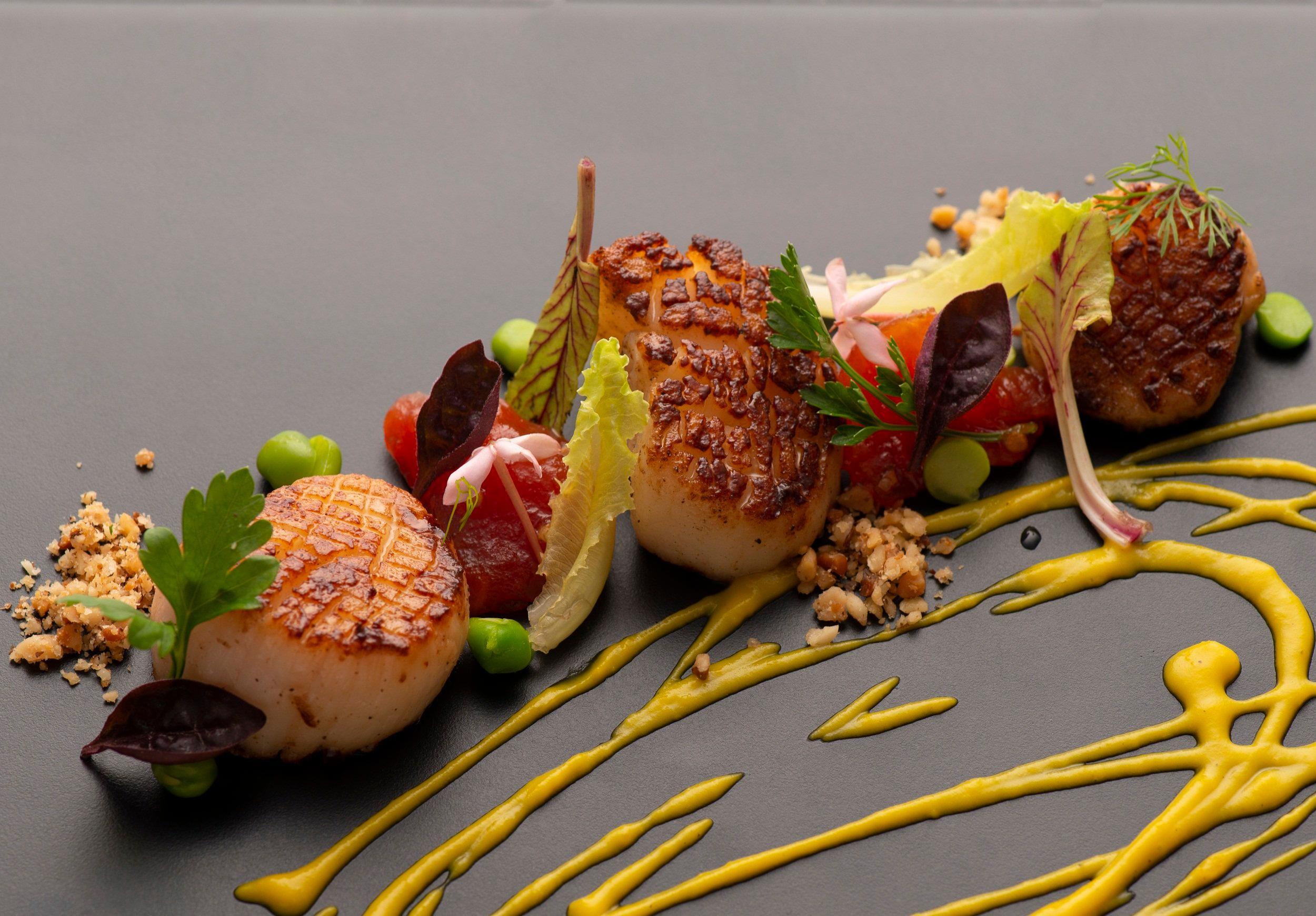 Crowne Plaza Chennai Adyar Park, An Ihg Hotel Exterior photo A prepared dish of cuttlefish