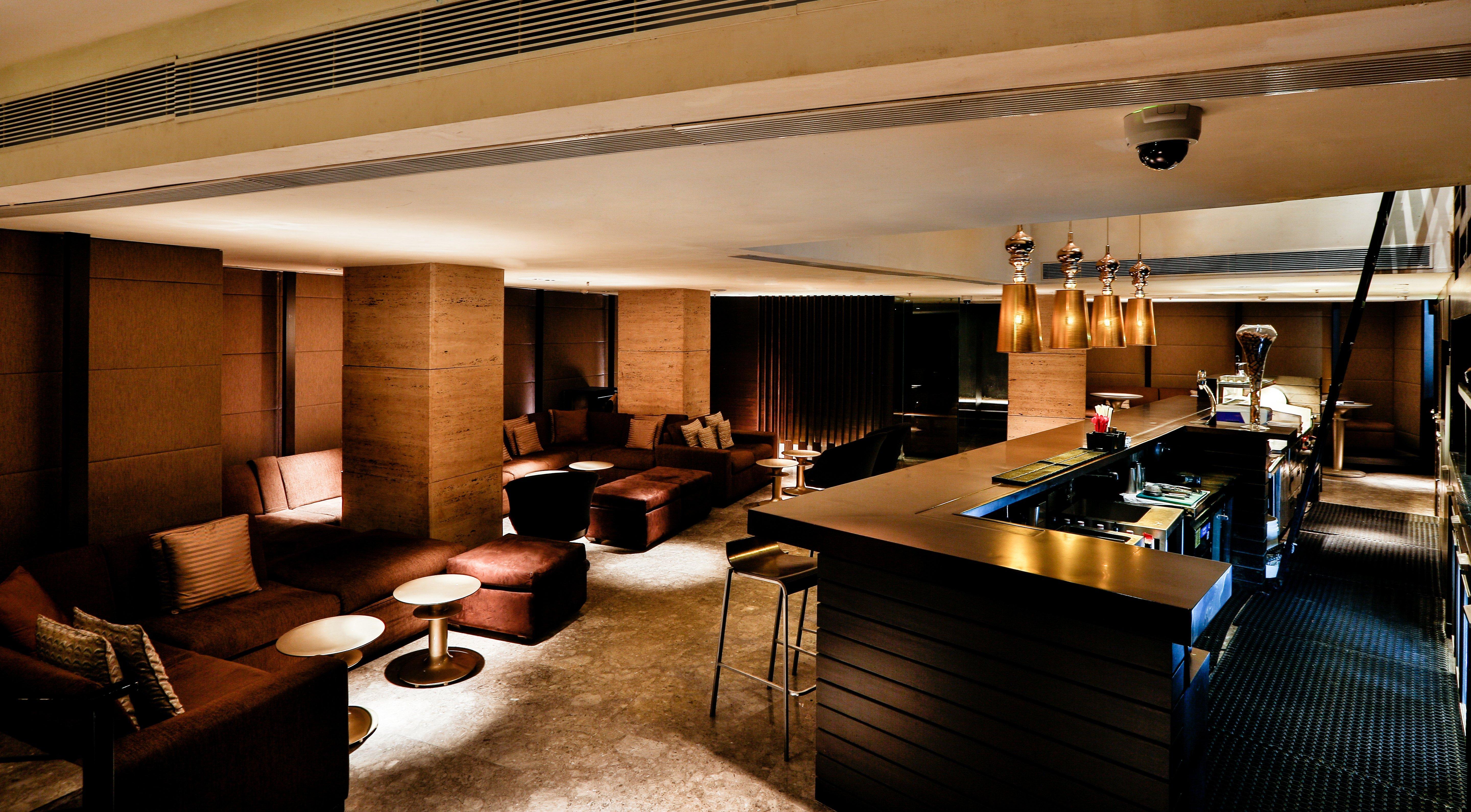 Crowne Plaza Chennai Adyar Park, An Ihg Hotel Exterior photo The bar at the 101 bar